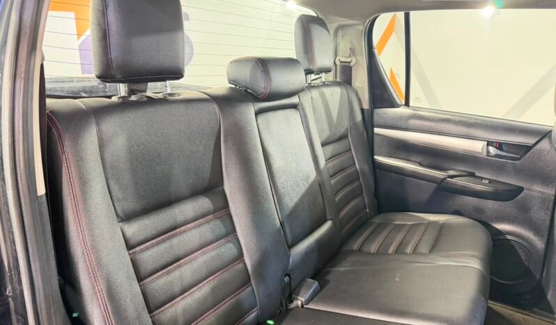 
								TOYOTA HILUX 2.4 G (A) full									