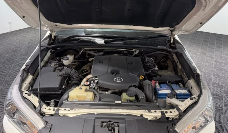 
								TOYOTA HILUX 2.4L FACELIFT (MT) full									