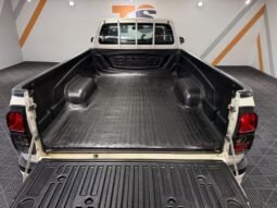 
										TOYOTA HILUX 2.4L FACELIFT (MT) full									