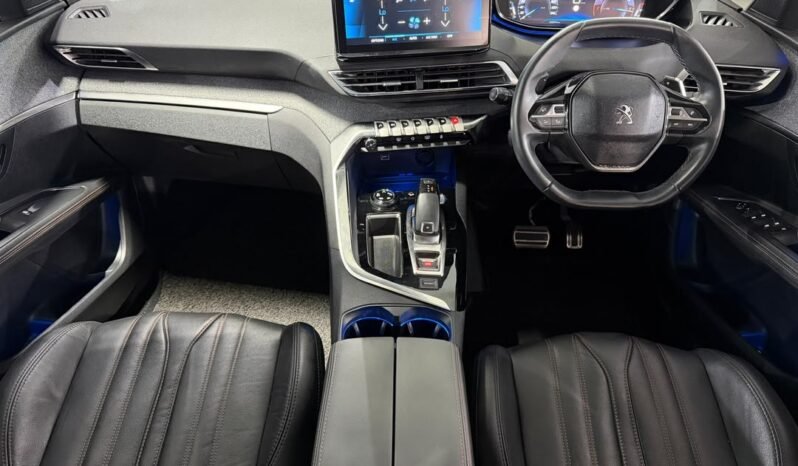 
								PEUGEOT 5008 ALLURE THP 1.6 AT full									