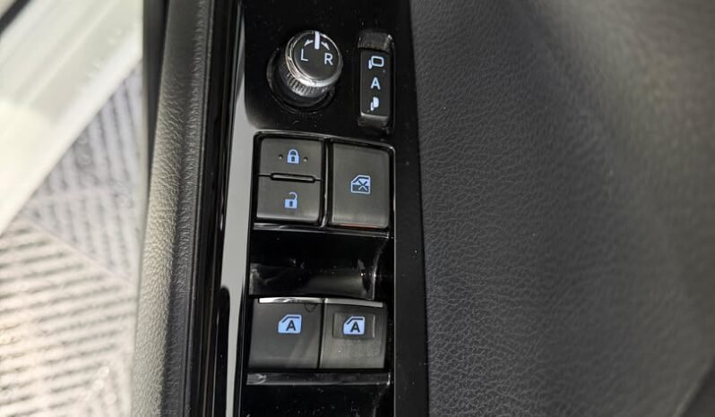 
								TOYOTA CAMRY 2.5 V (A) full									