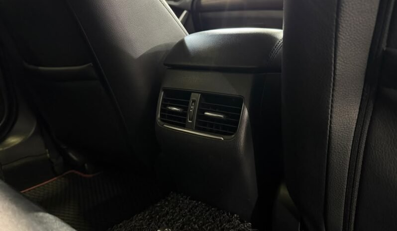 
								MAZDA 6 2.0 SDN SKYACTIV (AT) full									