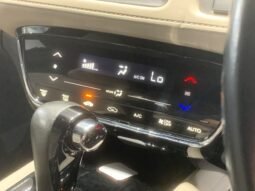 
										HONDA HRV 1.8L RS (AT) full									