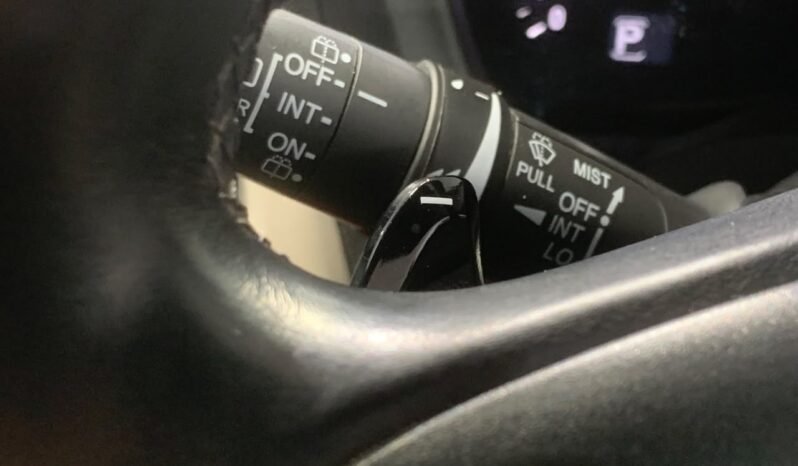 
								HONDA HRV 1.8L RS (AT) full									