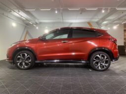 
										HONDA HRV 1.8L RS (AT) full									