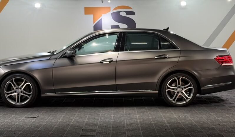 
								MERCEDES BENZ E250 CGI 2.0 (AT) full									