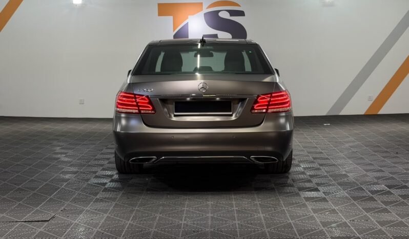 
								MERCEDES BENZ E250 CGI 2.0 (AT) full									