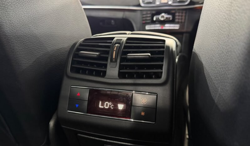 
								MERCEDES BENZ E250 CGI 2.0 (AT) full									