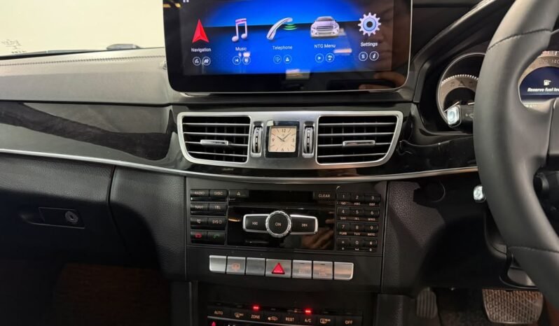 
								MERCEDES BENZ E250 CGI 2.0 (AT) full									