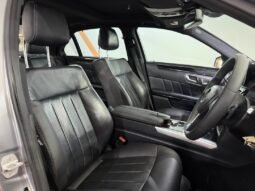 
										MERCEDES BENZ E250 CGI 2.0 (AT) full									