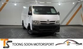 TOYOTA HIACE PANEL VAN 2.5 D (M)