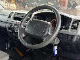 
										TOYOTA HIACE PANEL VAN 2.5 D (M) full									