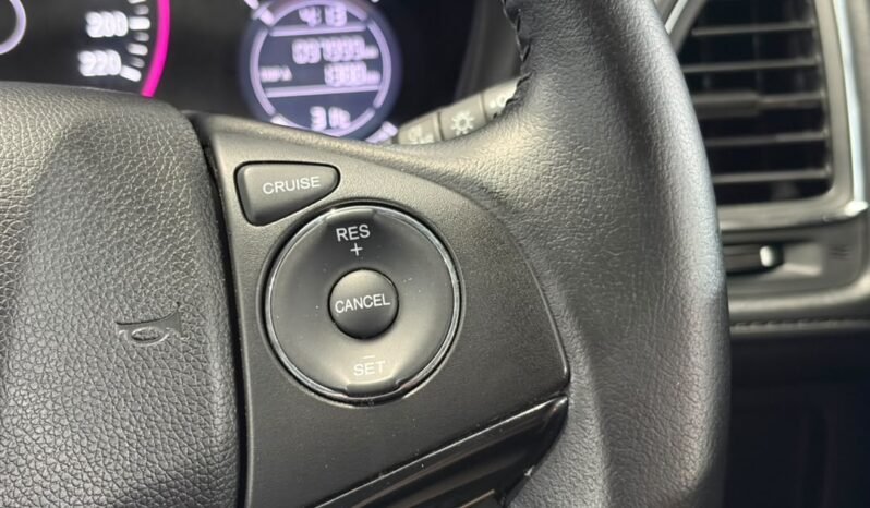 
								HONDA HR-V 1.8L V (AT) full									