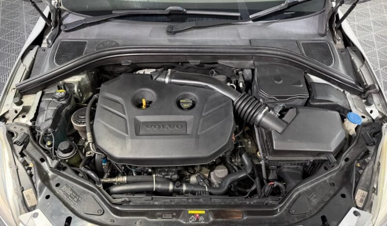 
								VOLVO XC60 2.0L T (A) full									