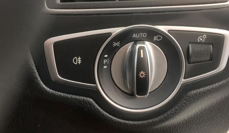 
								MERCEDES BENZ C-CLASS 2.0L 200 AVANTGARDE (A) full									