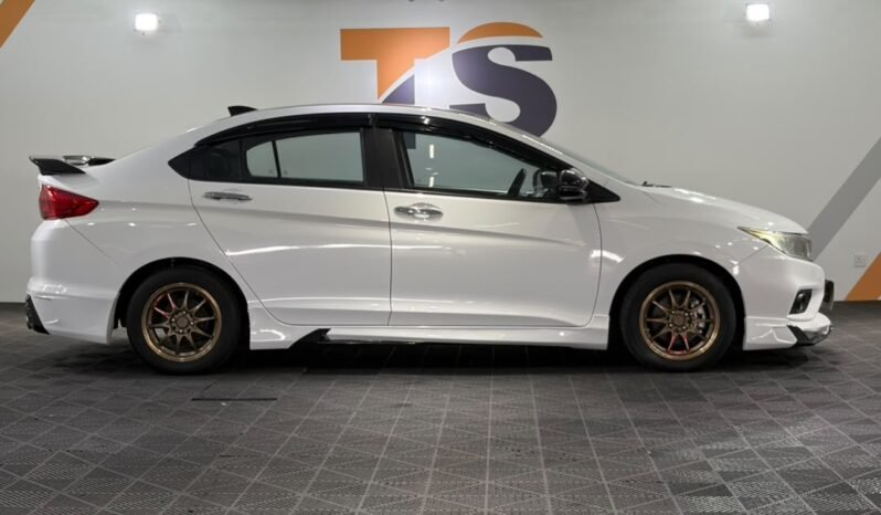 
								HONDA CITY E i-VTEC 1.5L (AT) full									