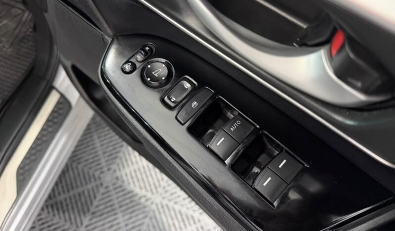 
								HONDA CR-V 2.0 2WD RW (A) full									