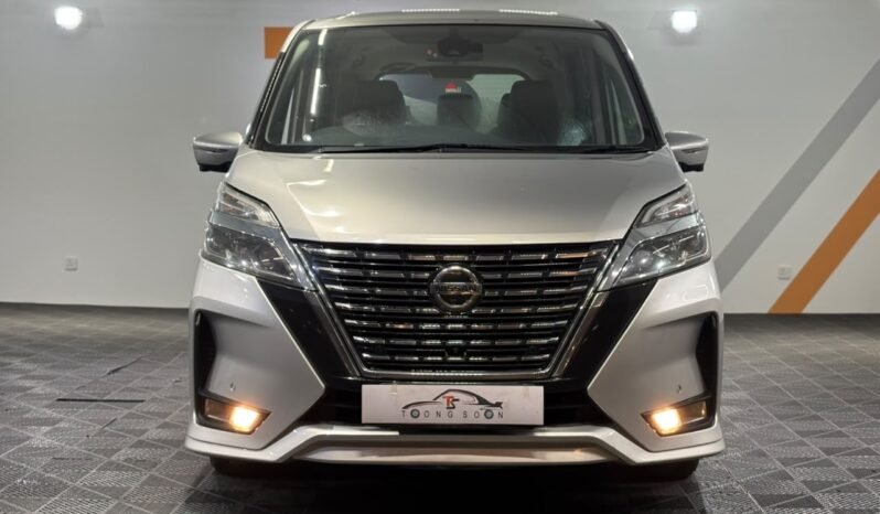 
								NISSAN SERENA 2.0 PREMIUM HIGHWAY STAR (A) full									